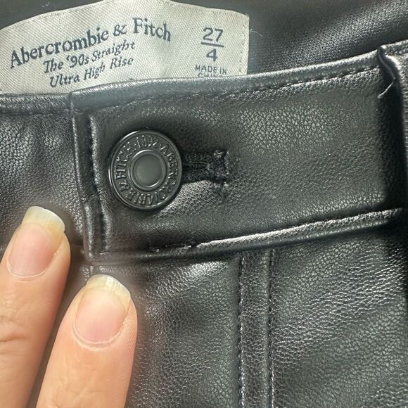 Abercrombie & Fitch 90s Straight Ultra High Rise Black Vegan Leather Pants 27 - Picture 8 of 13